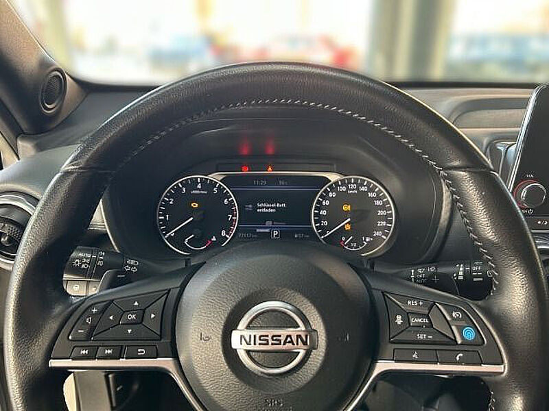 Nissan Juke 1.0 DIG-T N-Connecta, Kamera, Navi, LED